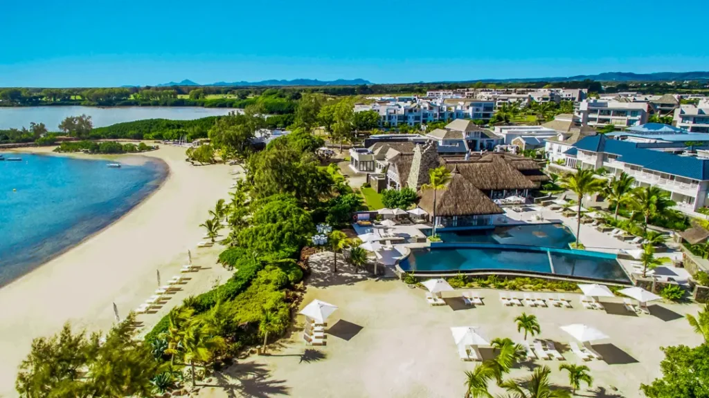 Radisson Blu Azuri Resort